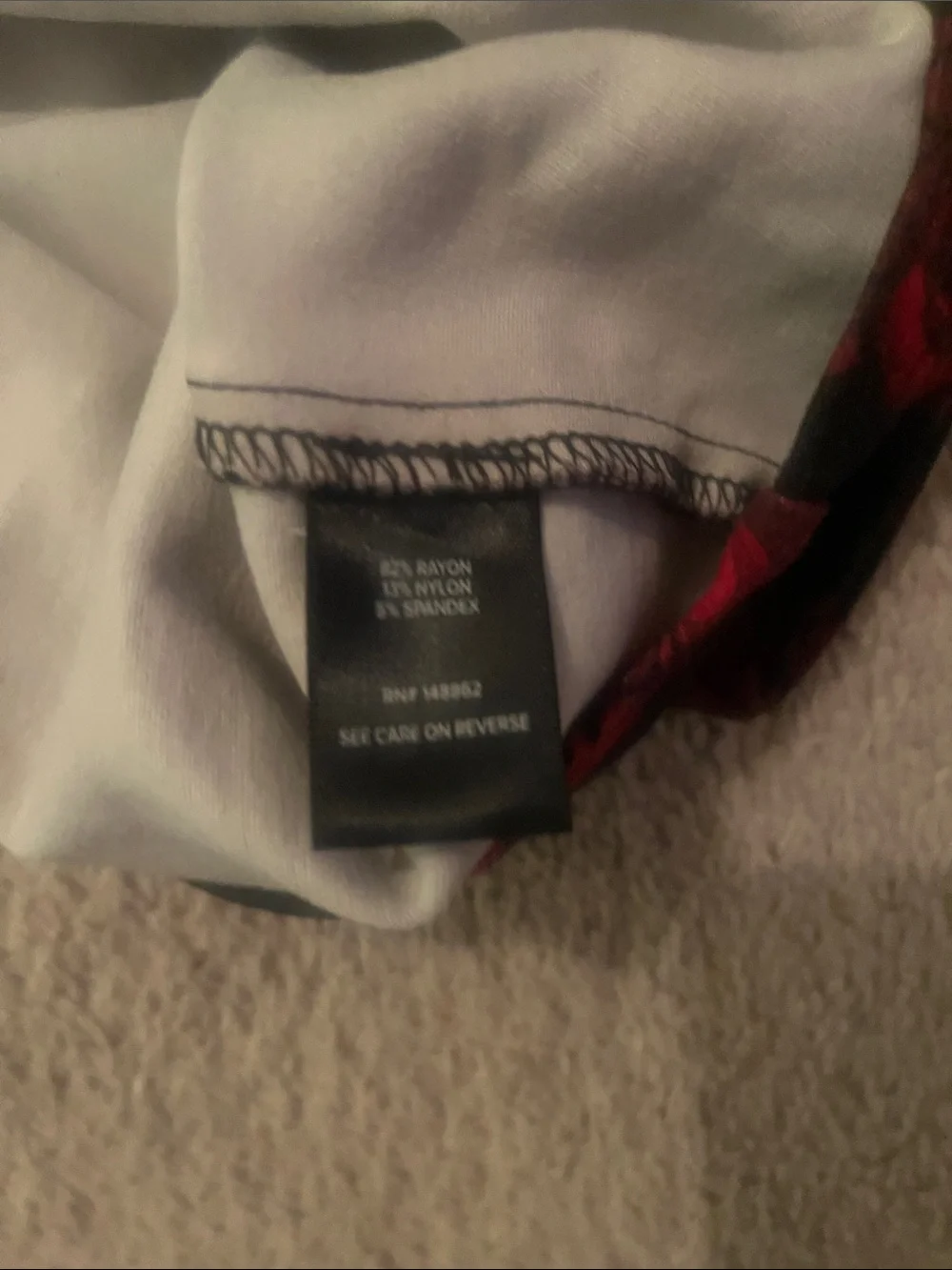 Torrid Skirt with Red Rose Print - Picture 3 of 4